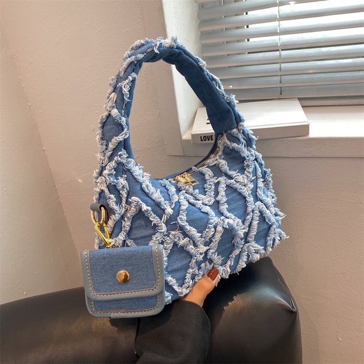 This Rhombus Denim Handbag Is Stylish, Simple , Suitable for Work, Commuting and Dating. H6.26