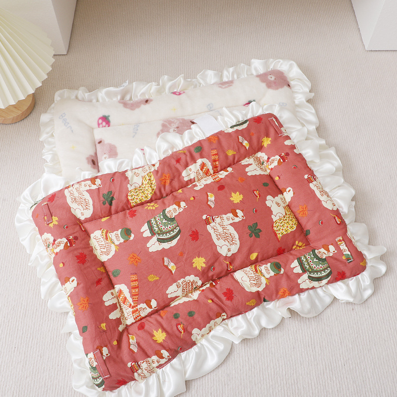 Update Autumn/Winter Four Seasons Universal Bixiong Nest - Cozy Pet Mat With Lace Pattern