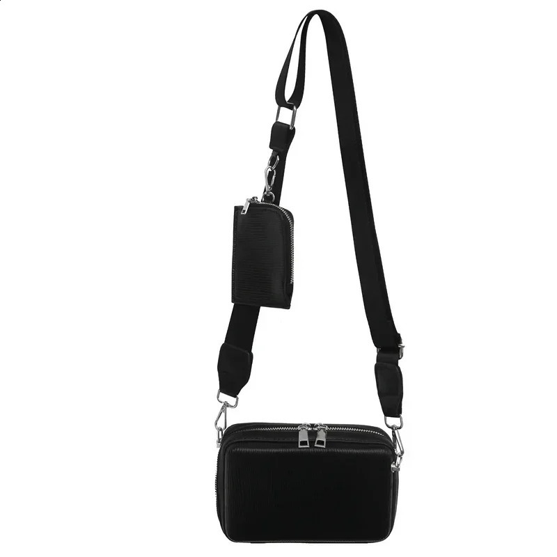 Spring Mens Bag Fashionable and Simple Crossbody Bag Trendy and Personalized Shoulder Bag Couple Style Unisex 241210