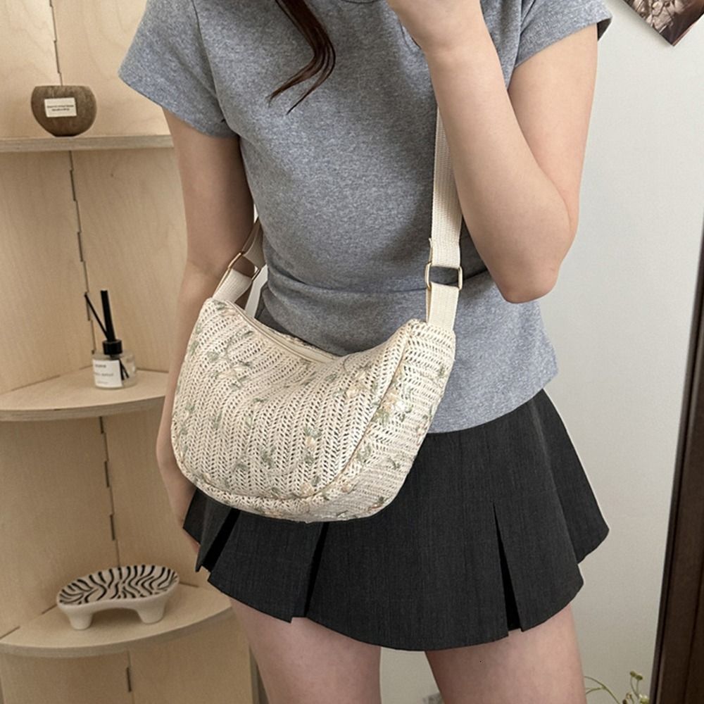 Rattan Waist Cute Handmade Braid Straw Woven Shoulder Bags Large Capacity Chest Bag Female