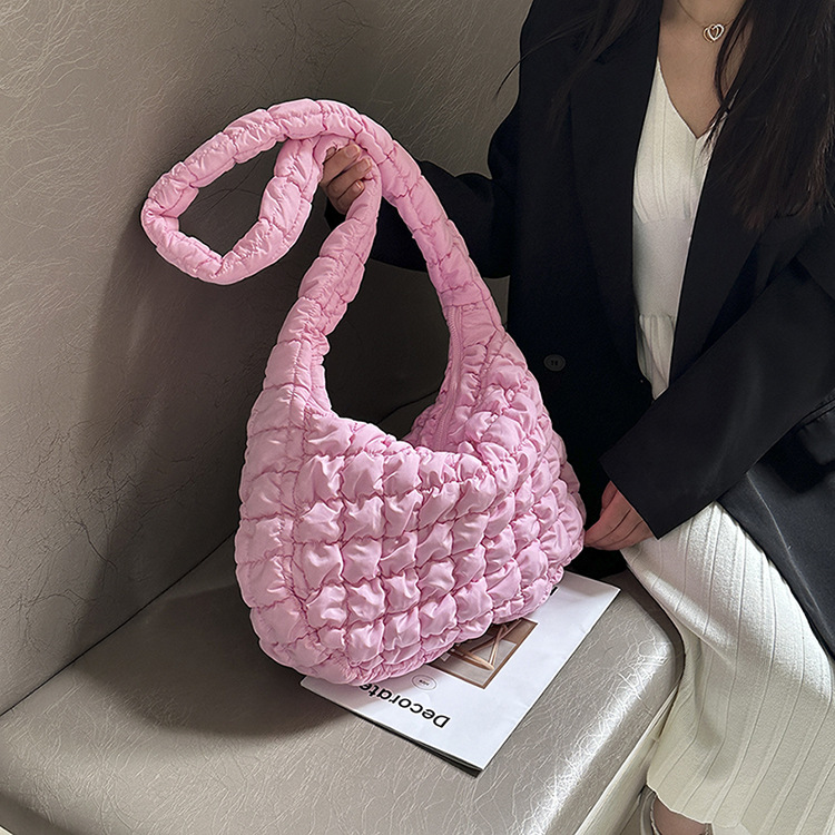Designers Bag Free New Shipping Pleated Cloud Womens Large Capacity Crossbody Casual Cotton Clothing Tote Bag