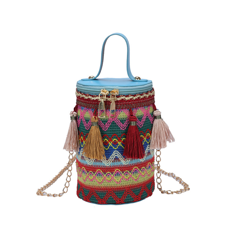 2025 new Tassel chain personalized western-style women's ethnic, artistic, national style crossbody bag, spring and summer trendy shoulder bag zh