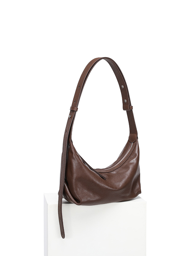 2025 new New Trendy and Stylish Simple Large Capacity Shoulder Commuting Versatile Tote Bag Cross border Women's Underarm BagH6.26