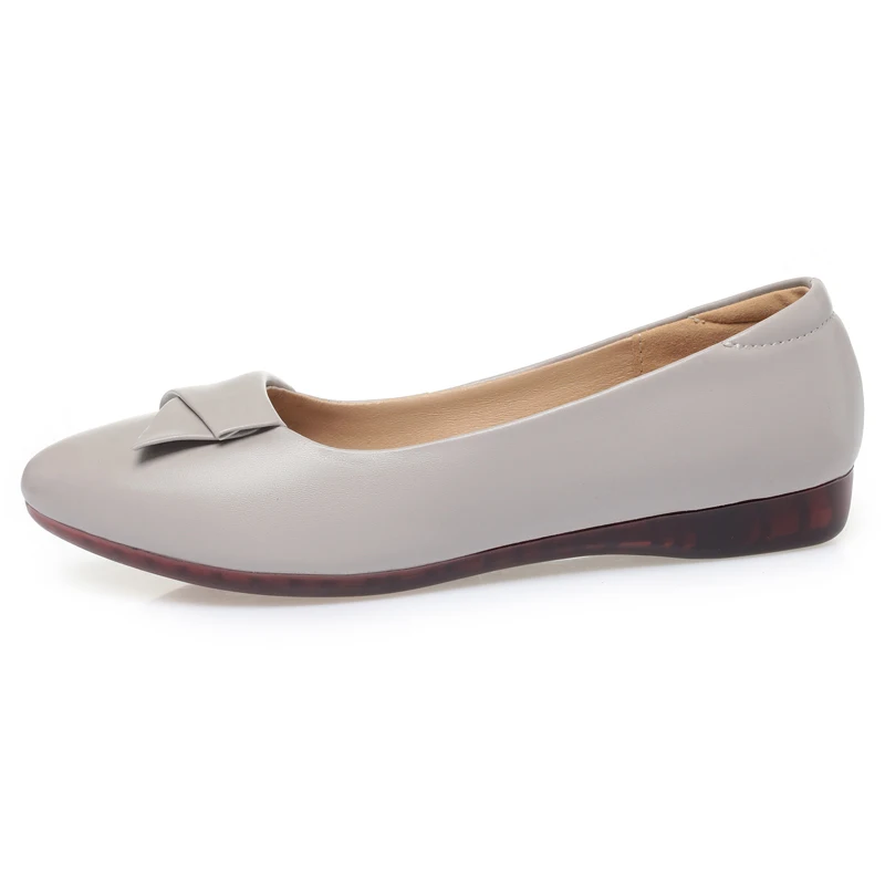 AIYUQI Women's Flat Shoes Spring Non Slip Mom Shoes Women Casual Flat Large Size Women's Shoes