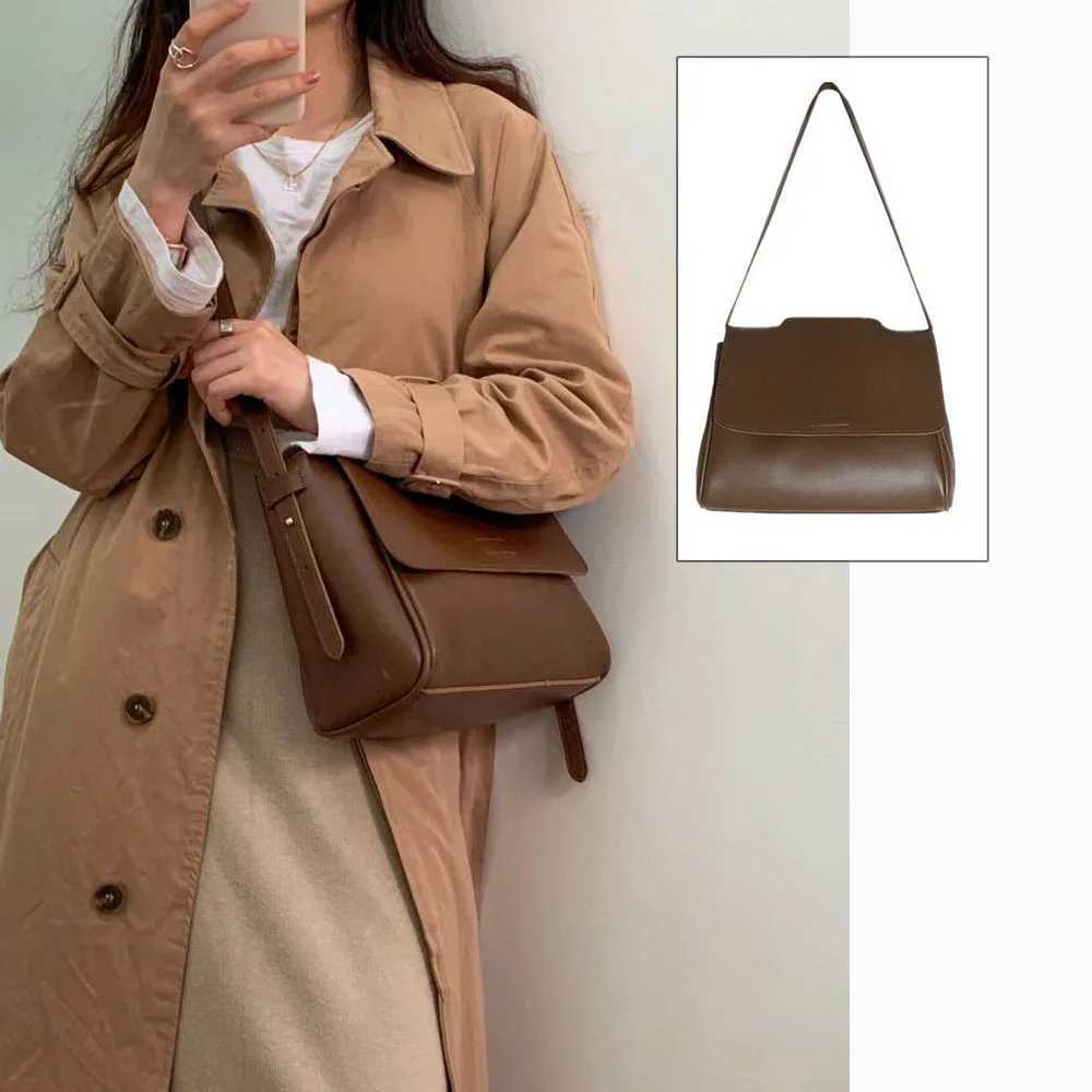 2023 Fashion Large PU Shoder Bag Grossbody Message Bag for Wan Students School Z250318