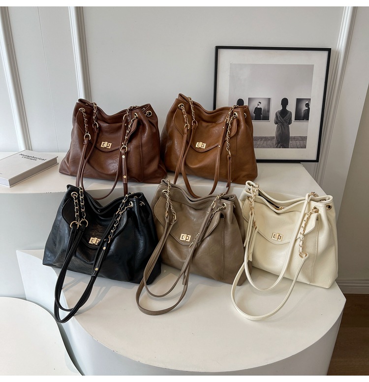 Large Capacity Bag Women S Summer Versatile New Shoulder Bag High Quality Popular Classic Commuting Tote Bag for Ladies