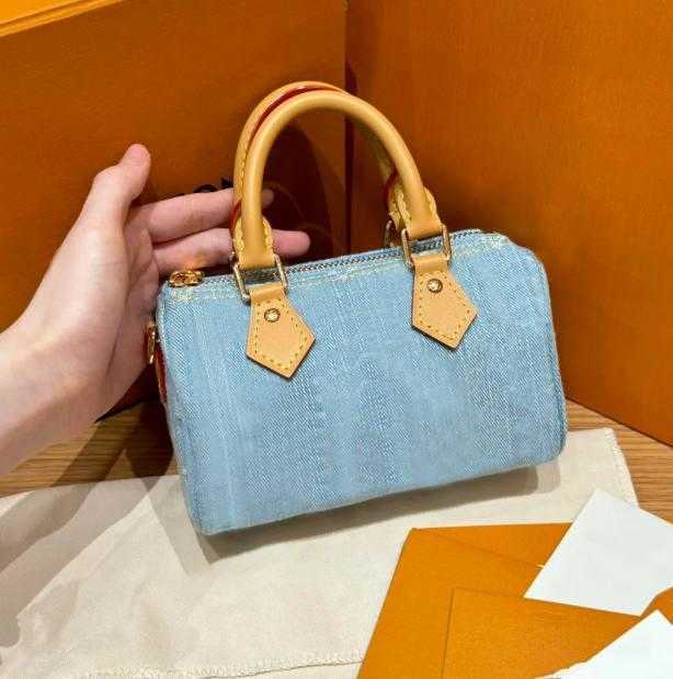 Designer mini nano16cm sac luxe Purse Lady satchel bag women brown leather flower embossed Leather clutch crossbody handbag shoulder bag wallet Makeup bag