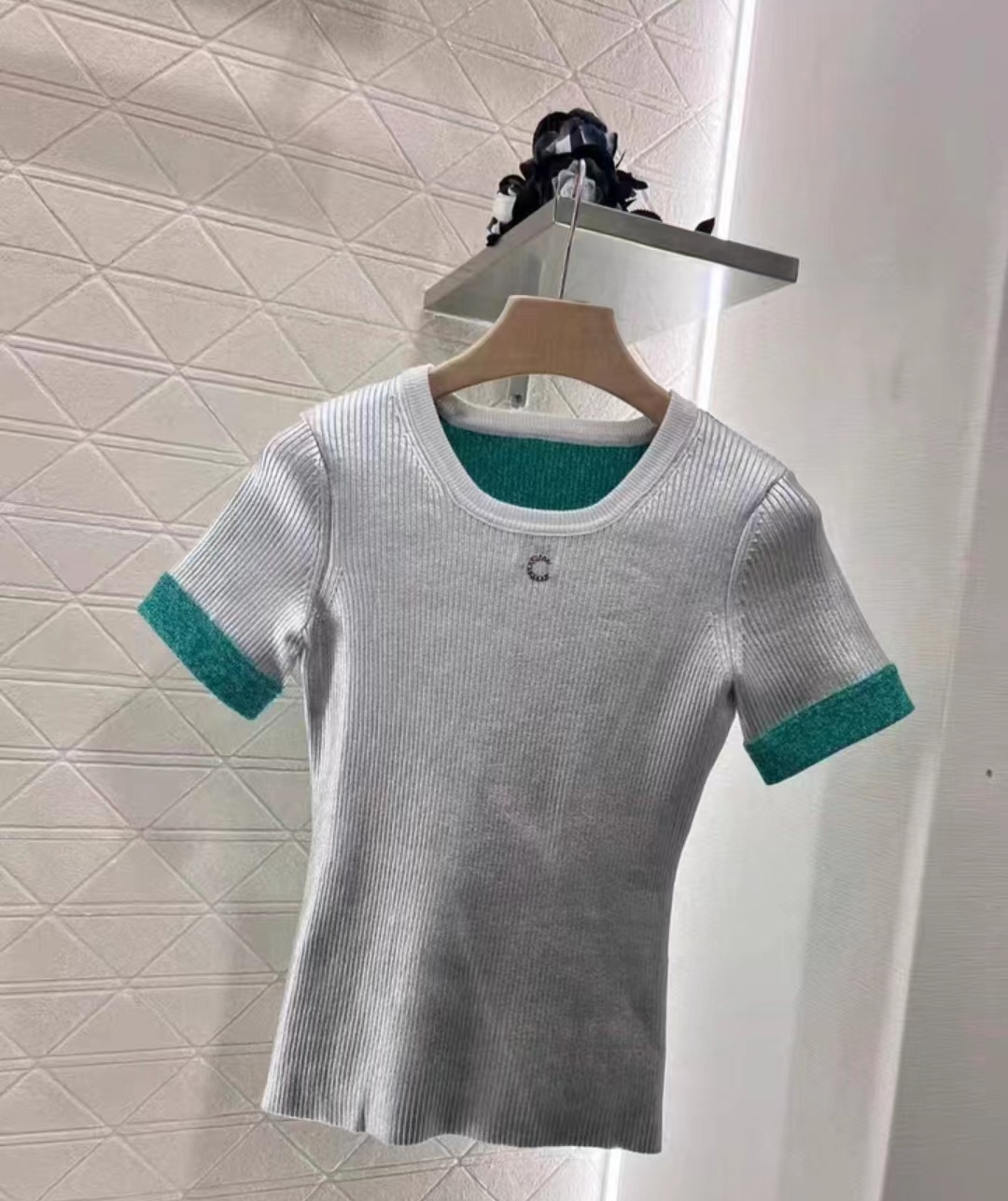 Chan 2025 New Tops Designer Clothes Women Sweater Designer T Shirt Knit Sweater Designer Sweater Women Paris Runway Womens Sweater Tops Women Vest Christmas