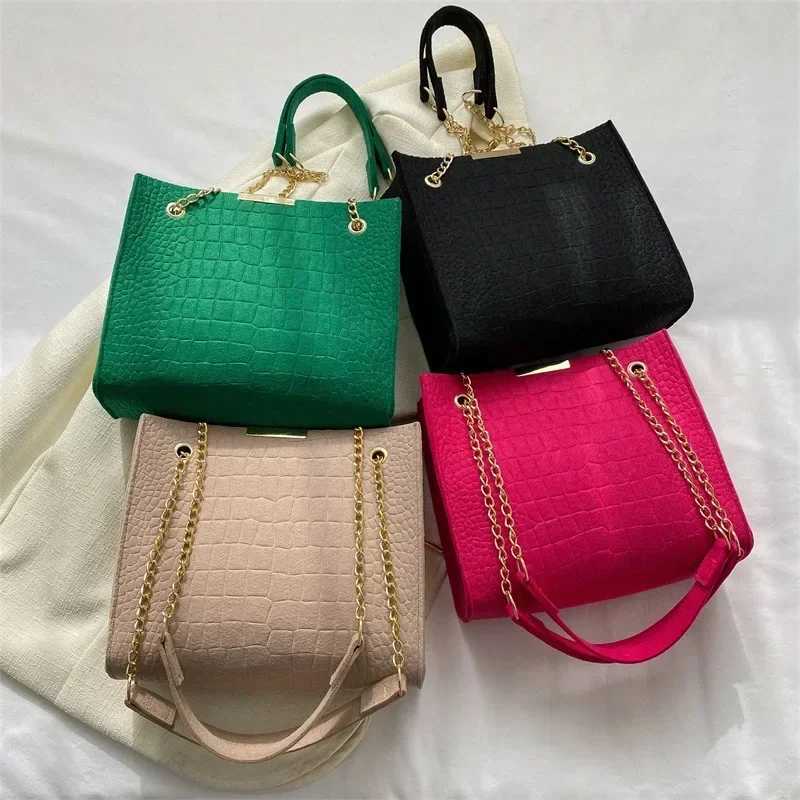 New Arrival New solid color womens trendy cross shaped large capacity crocodile printed shoulder bag for girls casual womens bag T250318