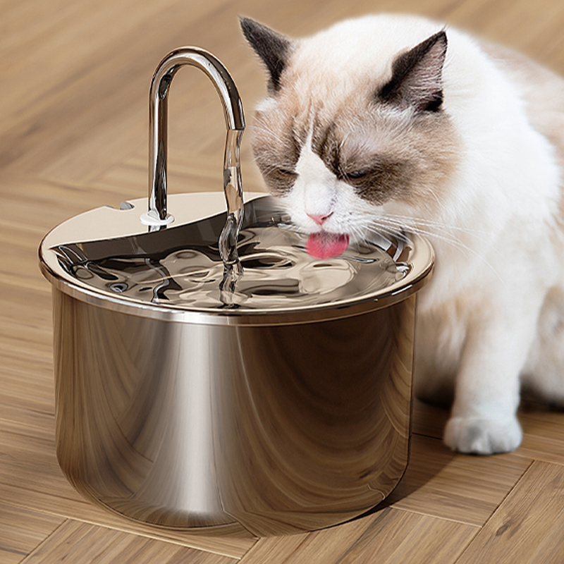 Pet Water Fountain Made of Rust-Resistant Stainless Steel