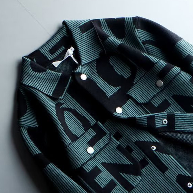 Autumn and winter new simple men's pullover striped color collision knitting season retro knitted cardigan sex letters lapel casual tops loose ja