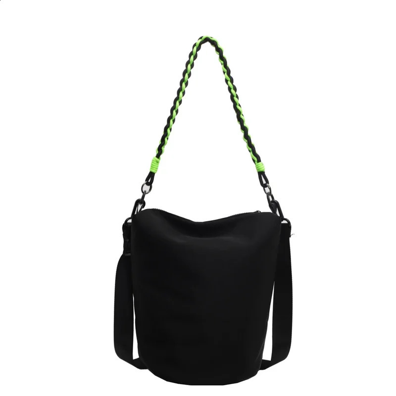 Solid Large Capacity Bags Casual Interior Compartment High Quality Bags for Women Zipper Nylon Womens Handbags 241210