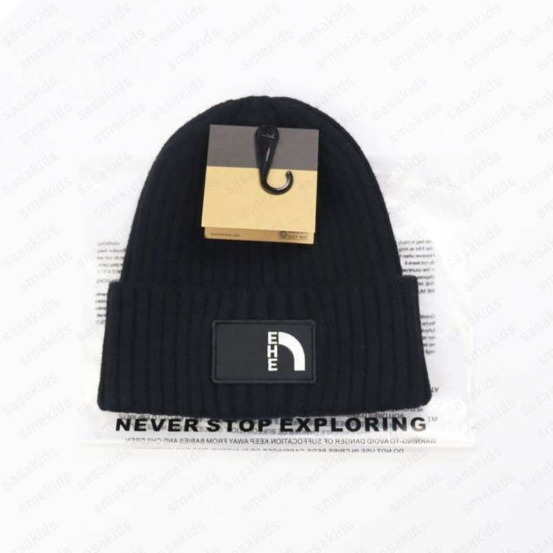 Winter childrens knitted hat Boys girls Warm Beanies autumn Baby knit hat fashion Solid Color Kid Caps casual 7 colors cap CSD2412112