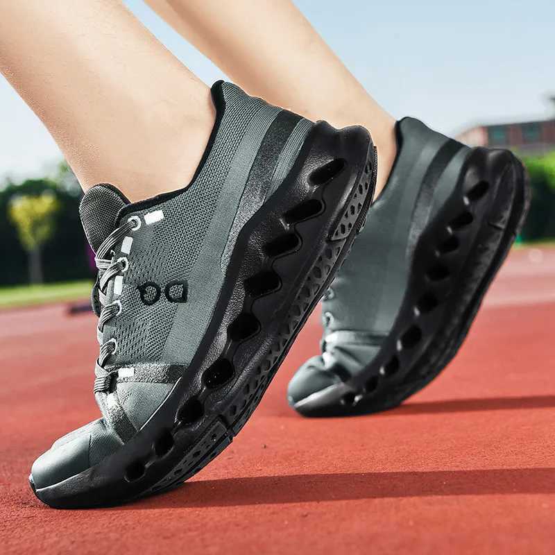 Mens sneakers Luxury Casual sneakers Mesh running shoes Summer lightweight fashion mens basketball shoes Walking shoes Z250411