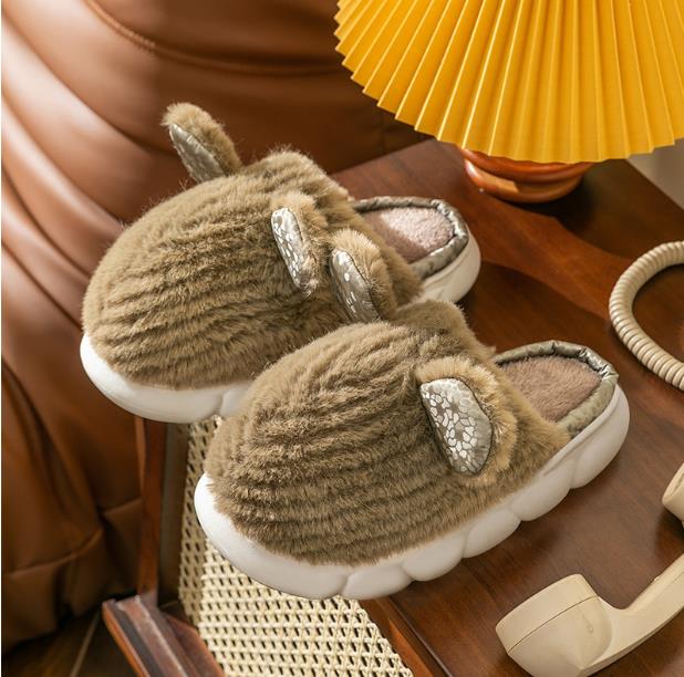 Winter woolen slippers woman Winter woolen flat bottomed womens shoes, man fashionable and warm mens slippers size 34-41-46 with box Color blocked man