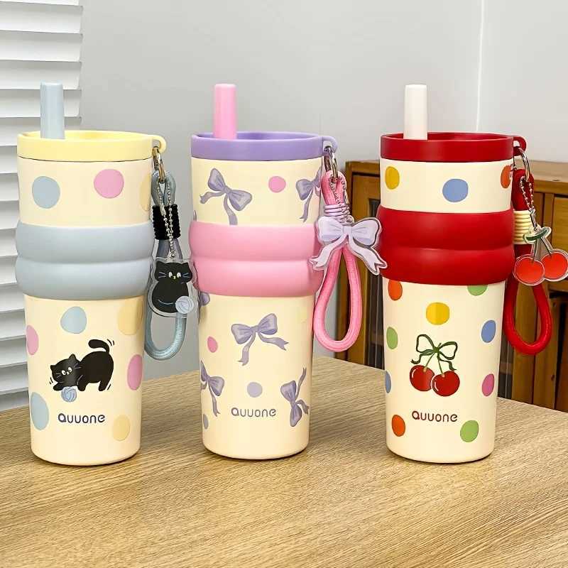 1Pc girl cute polka dot hot cup closed 620ml coffee cup with handle and straw easy to use when going out Y241211