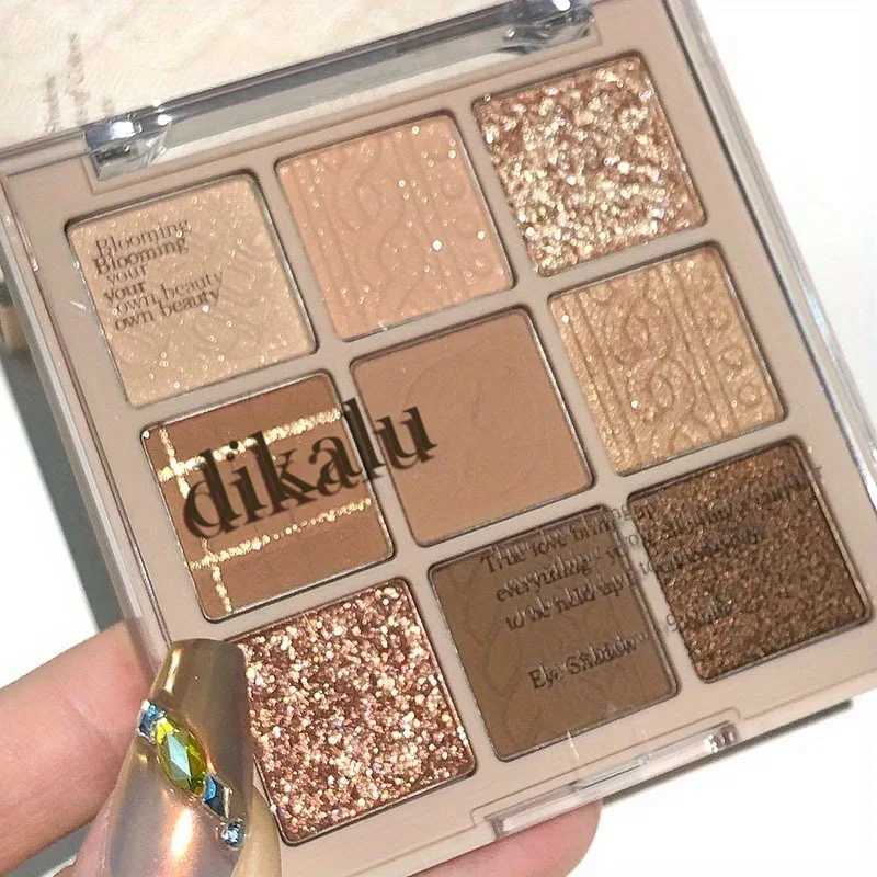 9 Color Eyeshadow Palette Matte And Shimmer Brown Eyeshadows Powder Long Lasting Blendable Eyeshadow CosmeticsW241212
