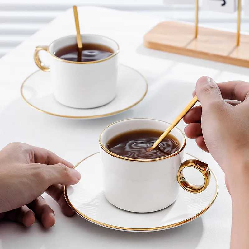 250ml Nordic Phnom Penh Coffee Cup and Plate Set He Ceramic Cup Off Water Cup Light Luxury Afternoon Tea Couples Cup Y241211