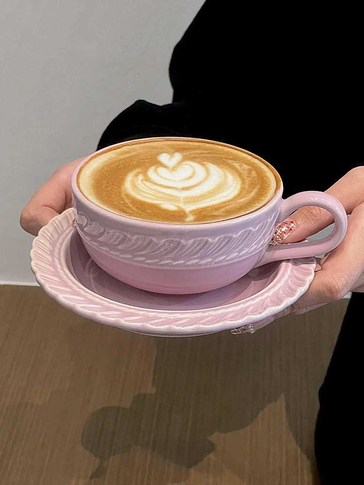 300ml French retro elegant ceramic coffee cup and plate with spoon light luxurious latte Pling cup girls ple style cup and plate set Y241211