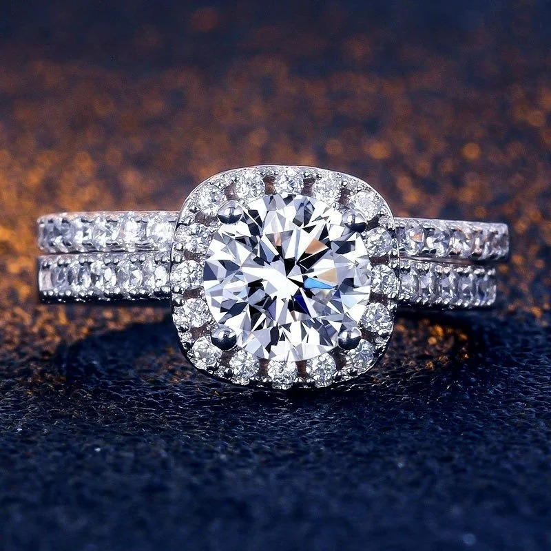 Classic Womens Wedding Ring Set Metal Silver White Zircon Engagement Party Bridal Jewelry 241210