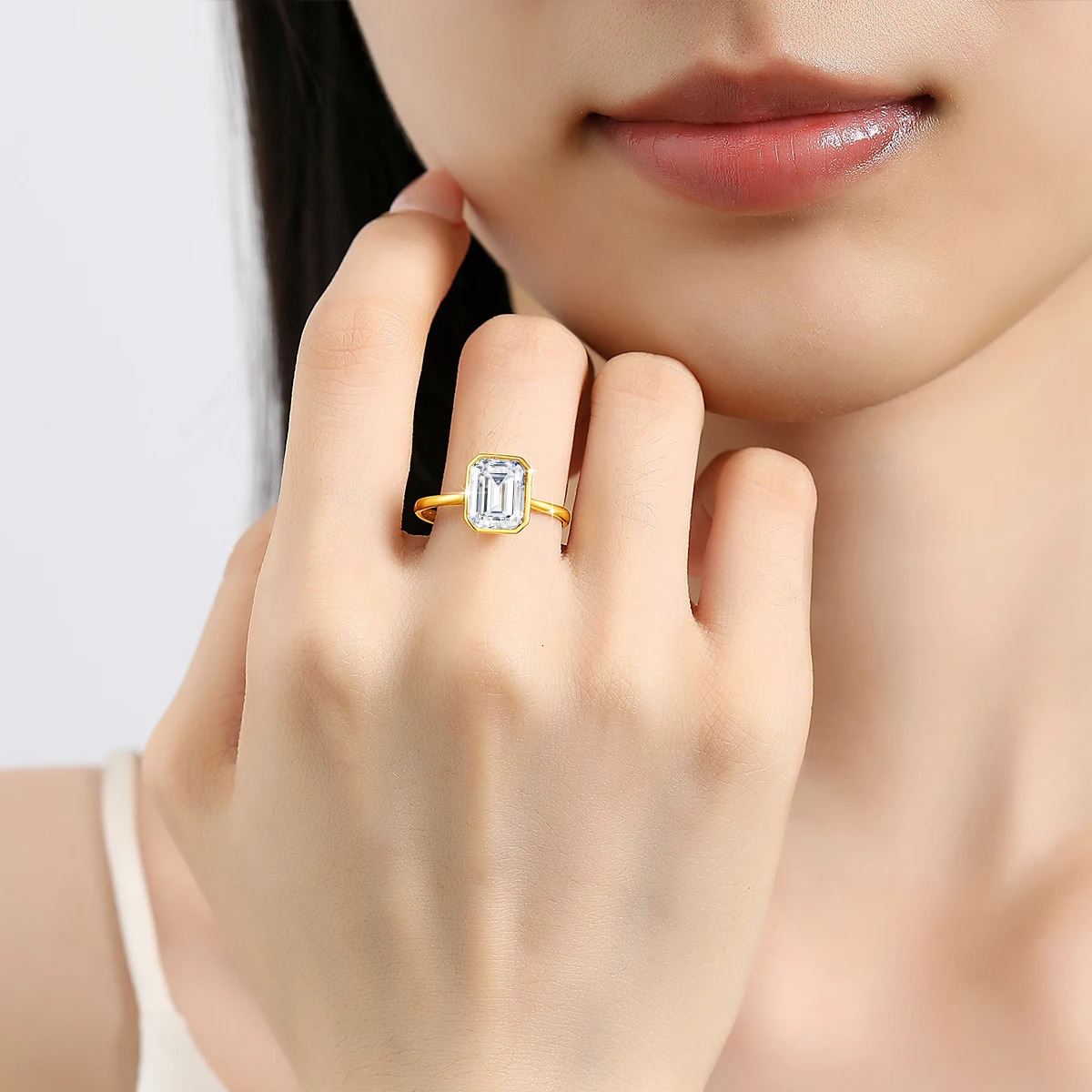 Womens gold ring 3 jadeite cut diamond womens jewelry hollow 14K 241210