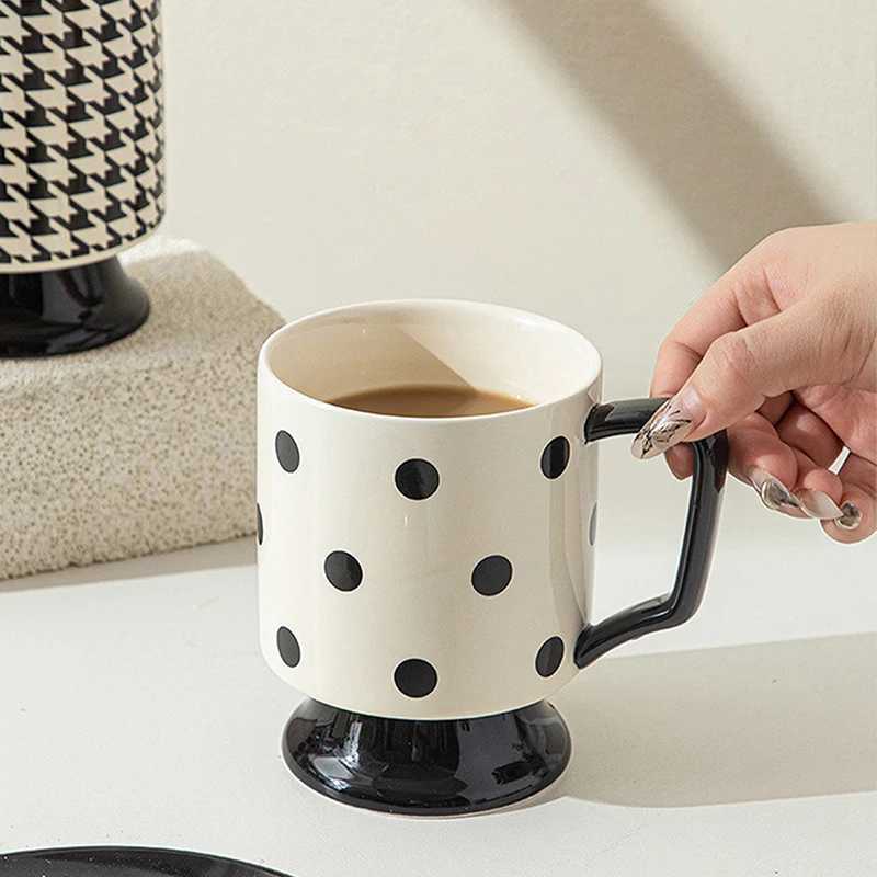 1 piece of European simple coffee GS luxury espresso GS black and white checkered ceramic GS milk GS tea cup creative gift Y241211