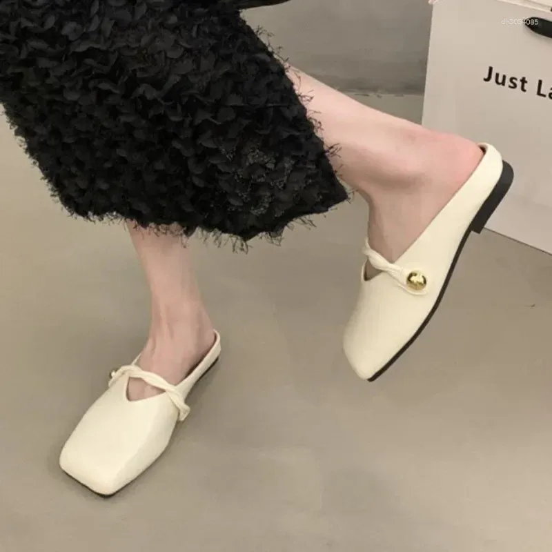 Slippers Flat Shoes Female Mules For Women 2024 Ladies' Cover Toe Low Slides Pantofle Designer Fabric Mary Janes