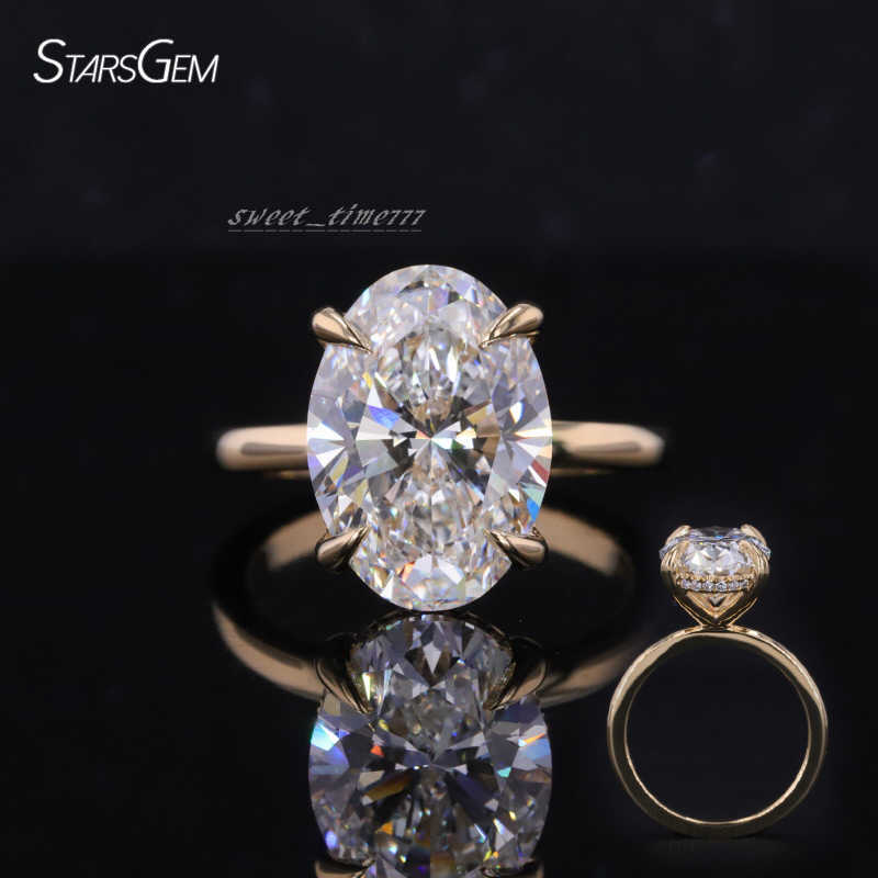 Starsgem 5 Carats Fancy Shape IGI Oval Lab Grown Diamond 18K Solid Gold Solitaire Engagement Ring With Hidden Halo