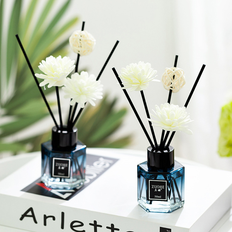 Fireless Aromatherapy Essential Oil Set Colorful Small Hexagonal Vertical Rattan Aromatherapy Air Refresher Car perfume Wholesale