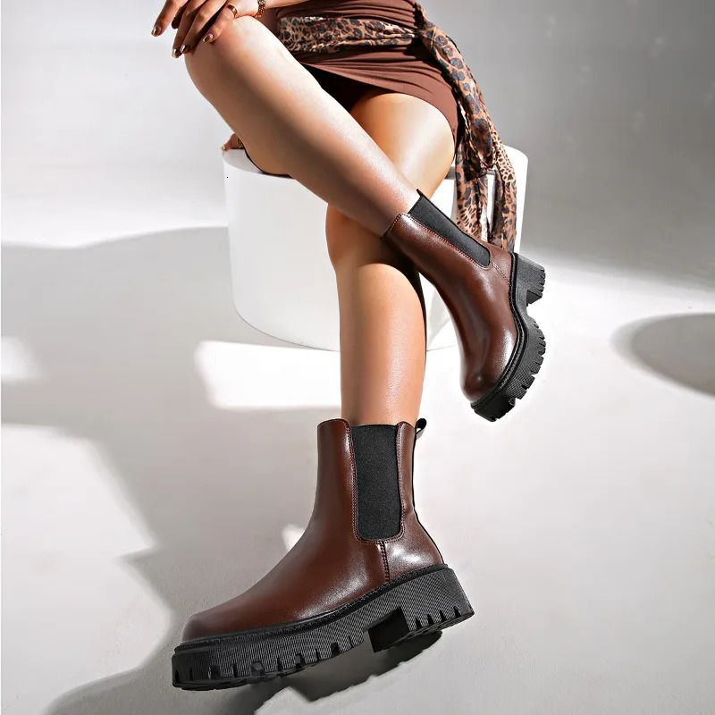 Womens Shoes Slip on Modern Womens Boots Classics Ankle Boots Women Round Toe Med Heel Platform Plus Size Shoes Ladies 241211