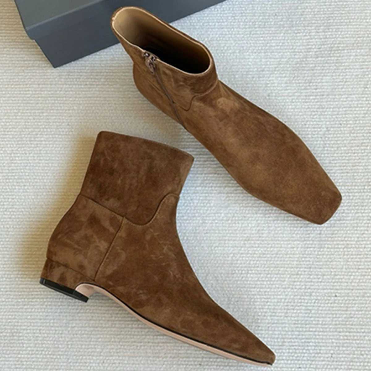 Withered British Suede Handmade Cowhide Stihing Chelsea Boots Fi Ladies Commuter Minimalist Womens Boots ShoesXJ241212
