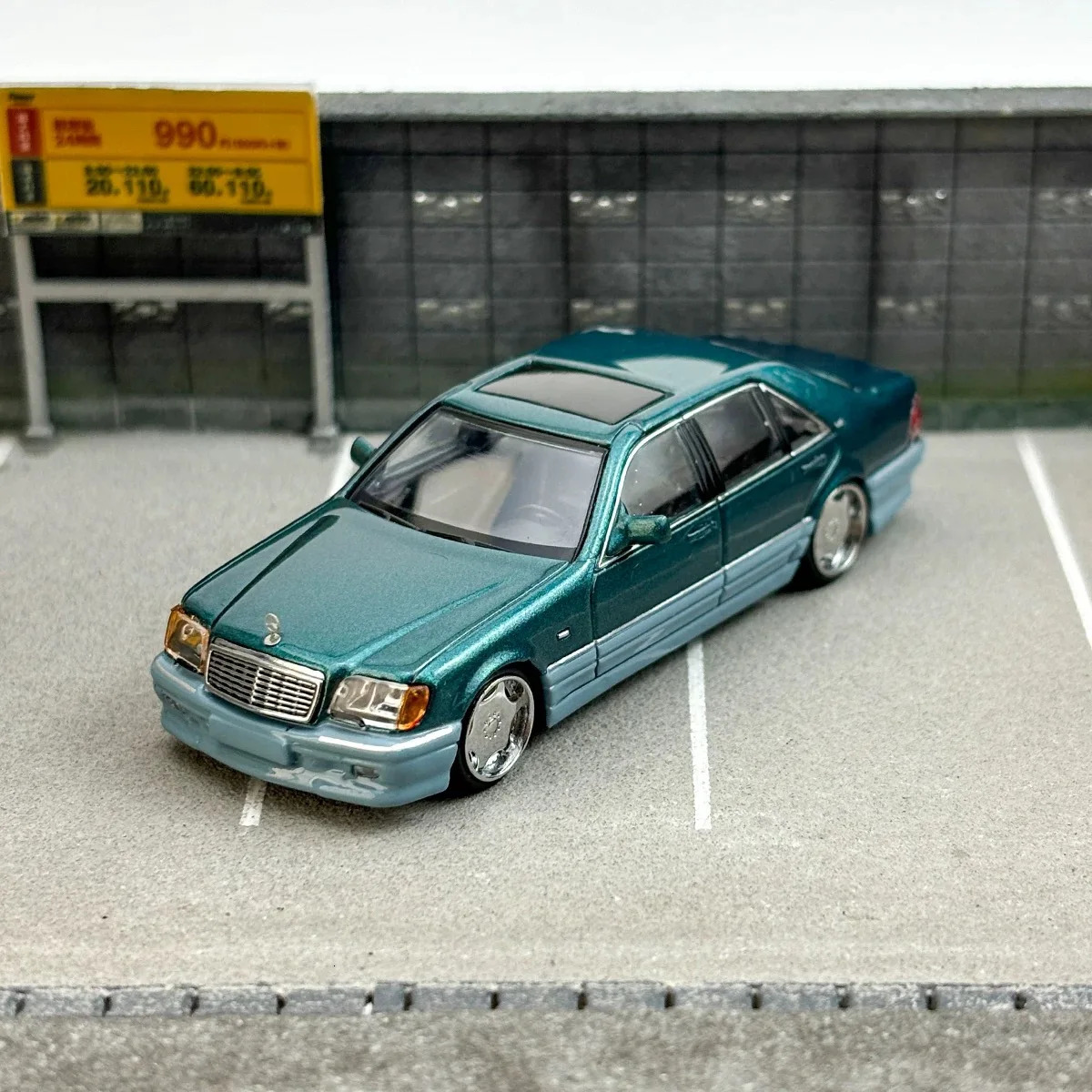 StreetWeapon 1/64 Bens S Class W140 two-color car paint alloy model 241212
