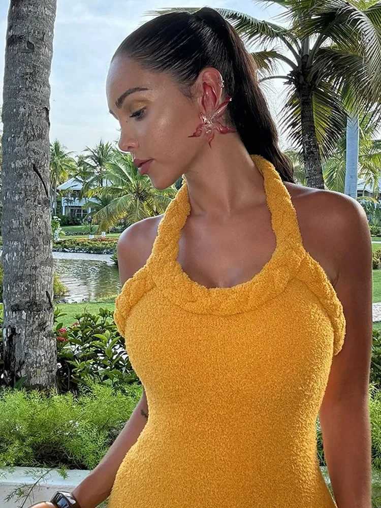 Urban Sexy Dresses 2025 Holiday Dress Elegant Lace Solid Color Dress Sexy Backless Ultra Thin Tassel Bottom Womens Dress Beach Party Tank Top Y241212N