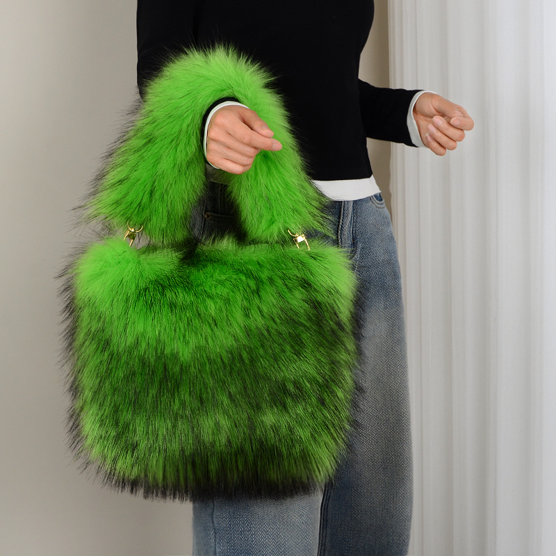 Chic USA Inspired Handbag Featuring High-Quality Imitation Fur Material - Luxurious Plush Design