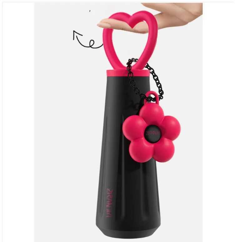 Fashion Wen girls hot water bottle with Suower pendant 316 stainless steel hot crazy vacuum sports car water bottle Y241211