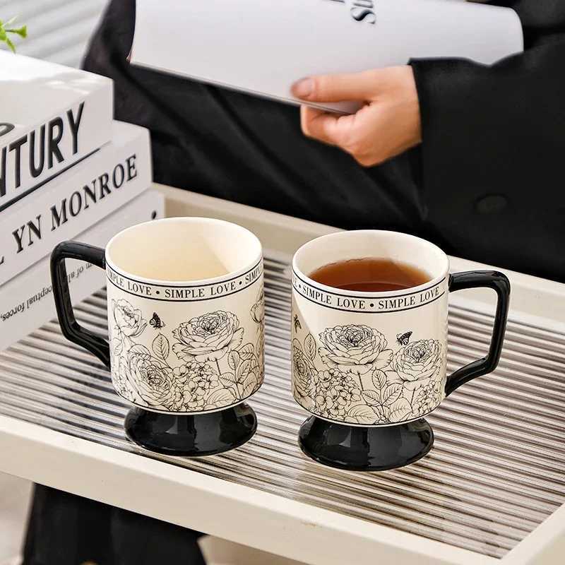 Creative retro ceramic cup with handle heat-resistant coffee g rose pattern high standing teacup used for Christmas gifts Y241211