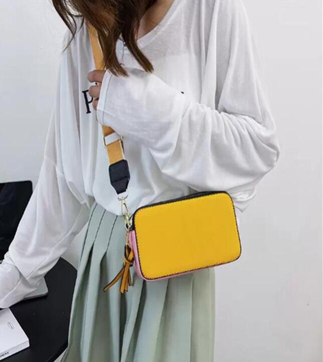 Fashion shoulder bags Luxury Designer Evening Bags women handbag crossbody bag lady wallet simple versatile metal letter solid leather Postman handbags