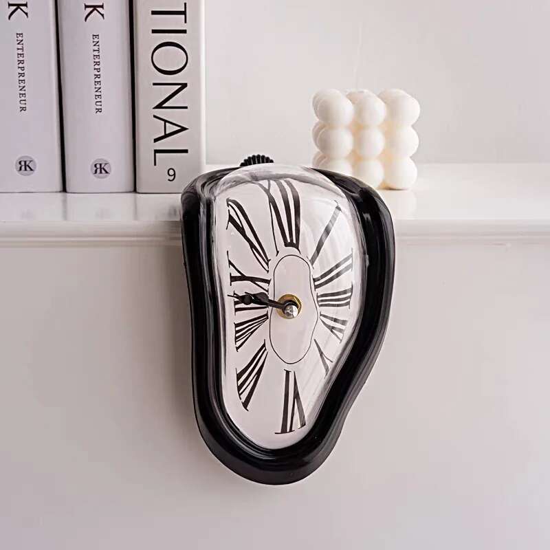 2024 New Novel Surreal Melting Ditorted Clock Surrealit Saador Dali Style Wall Watch Decoration Gift Home Garden