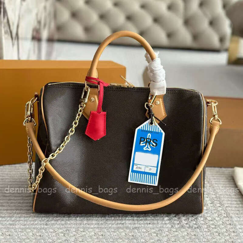 Designer Women Handbags Totes Boston Bags City Large Pillow Soft Crafty Leather Purses Airport Boarding Bag Mens Shoulder Tote 30cm