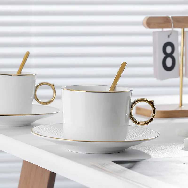 250ml Nordic Phnom Penh Coffee Cup and Plate Set He Ceramic Cup Off Water Cup Light Luxury Afternoon Tea Couples Cup Y241211