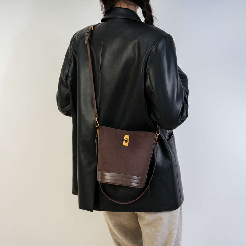 Suede Bucket Bags for Women Shoulder Purses Tote Bag and Handbags Cross Body Designer Shoulder Bag Bucket Bag Ladies with Adjustable Strap