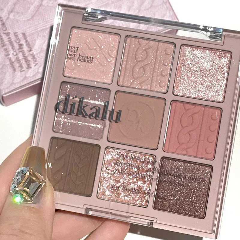 Knitted Pattern Eyeshadow Palette Glitter Matte Pink lescent Shimmer Shinny Pigment Diamond Eyeshadow Korean Cosmetic MakeupW241212