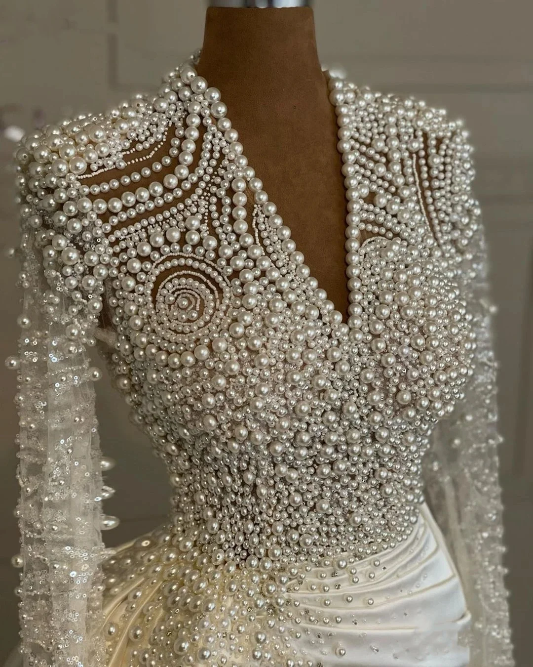 Mermaid Wedding Dresses For Women V Neck Long Sleeves Gown Pearls Pleat Detachable Train Customized Dress Party Vestido De Novia