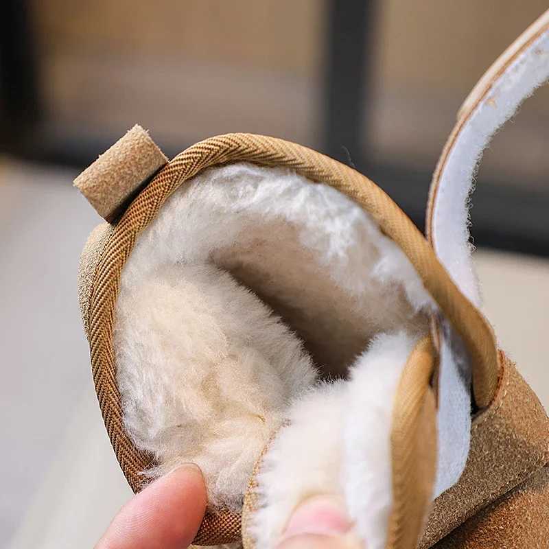 Boots Children Snow Boots 2025 New Style Boys Girls Baby Faux Suede Frosted Cotton Boots Plush Winter Warm Shoes Kids Size 26-37 H241212