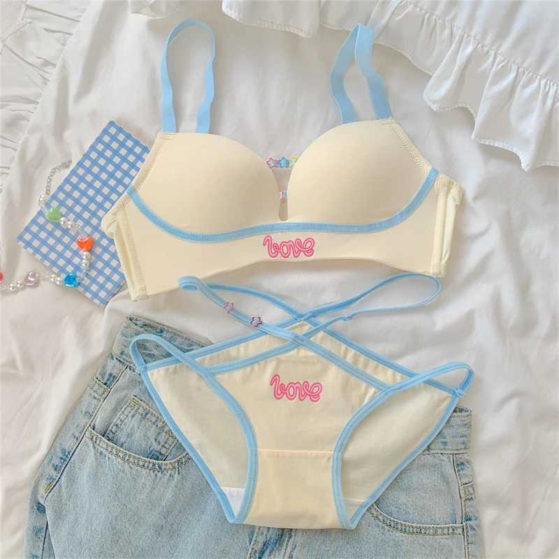 Sweet Underwear Women Hollow Sexy Breathable Mid-waist Push Up Bra Lingerie SetXJ241212