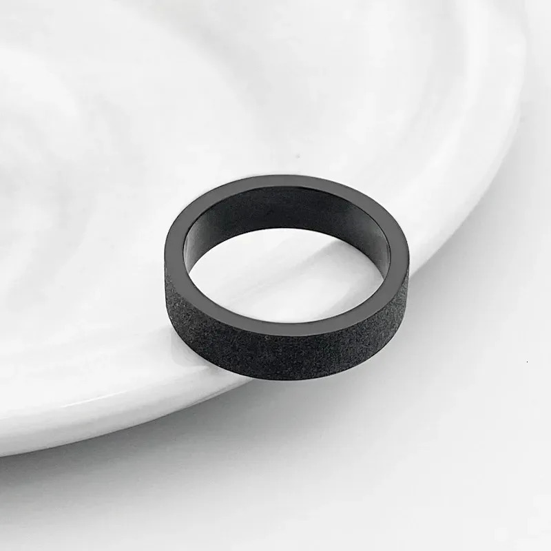 m 5mm Womens Couple Black Ring Matte Finish Finger Jewelry 241210
