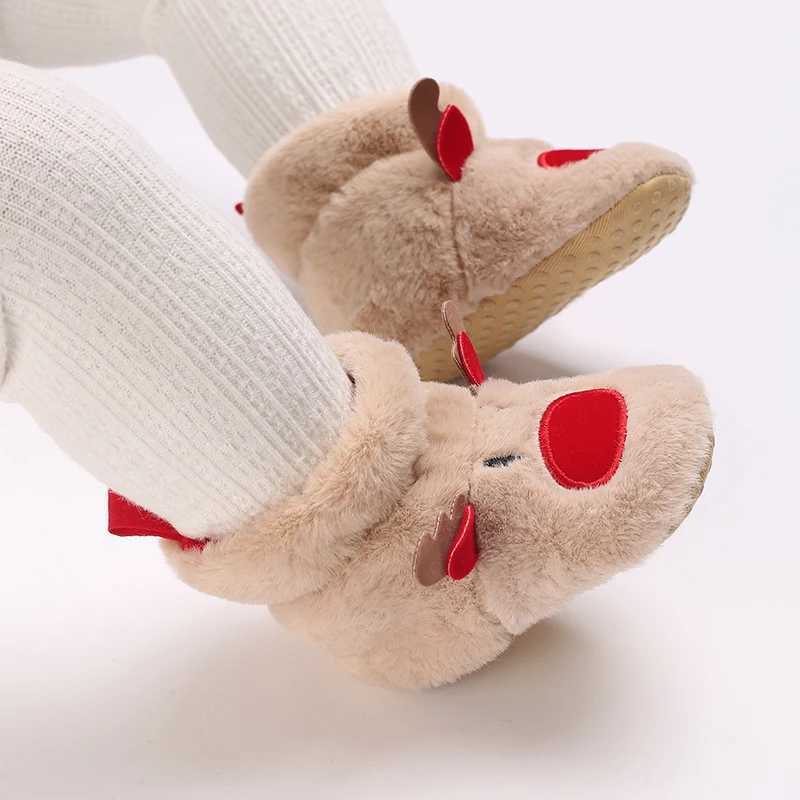 Boots Infant Newborn Booties Santa Foot Socks Baby Christmas Lovely Snowflake Design Winter Warm Slippers Anti-Slip Shoes H241212EI8J