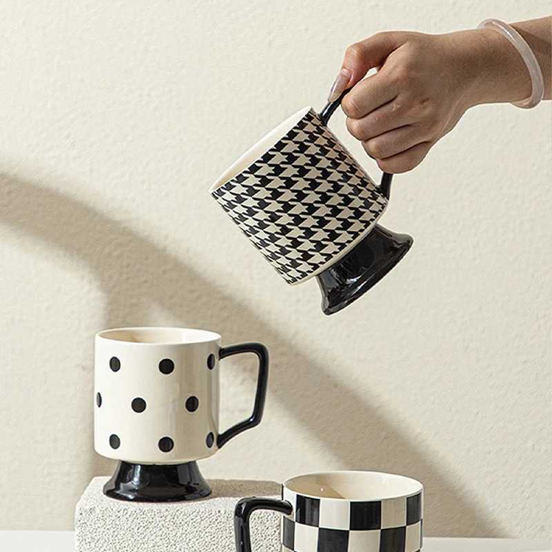 1 piece of European simple coffee GS luxury espresso GS black and white checkered ceramic GS milk GS tea cup creative gift Y241211