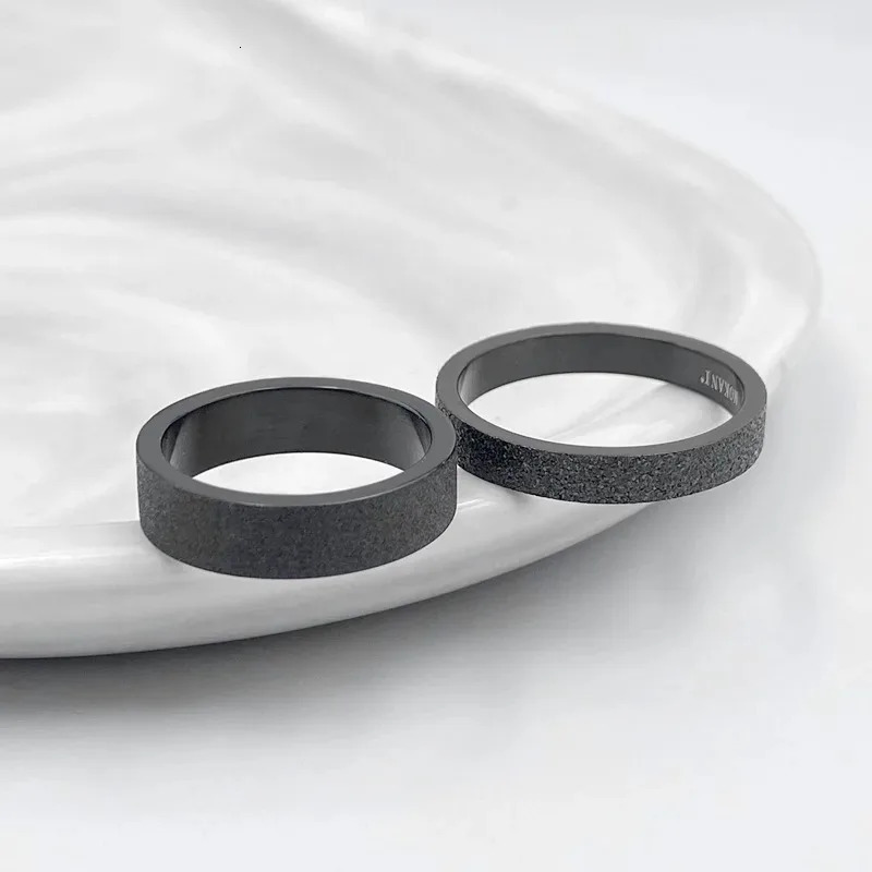 m 5mm Womens Couple Black Ring Matte Finish Finger Jewelry 241210