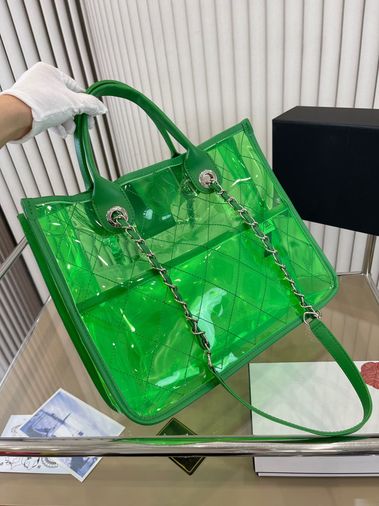 Designer- summer Women Transparent Bag Clear PVC Messenger Beach Shoulder Bag Jelly Small Tote with Chain and Cross Body bag Handbag Medieval